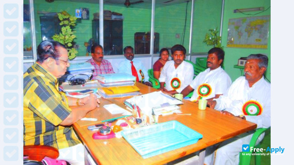Adaikalamatha College Vallam фотография №5