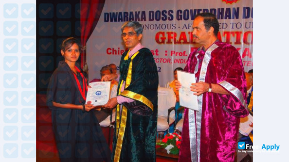 Photo de l’Dwaraka Doss Goverdhan Doss Vaishnav College #2