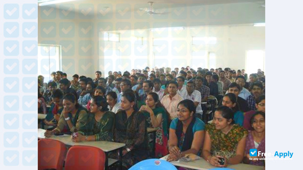 Foto de la Narnarayan Shastri Institute of Technology #5