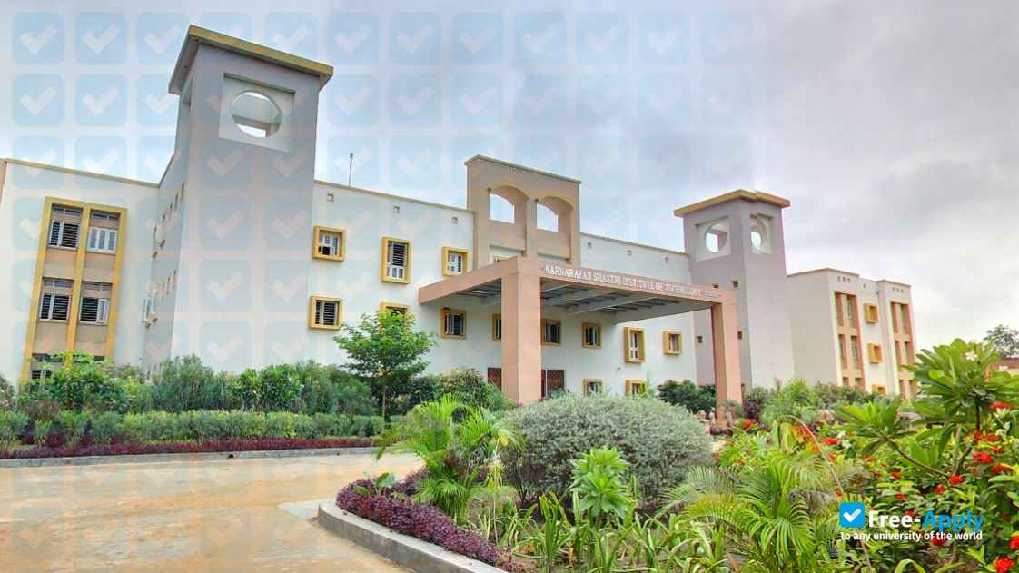 Foto de la Narnarayan Shastri Institute of Technology #2