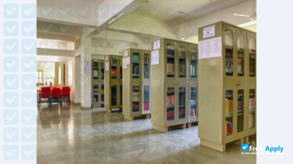Foto de la Narnarayan Shastri Institute of Technology #3