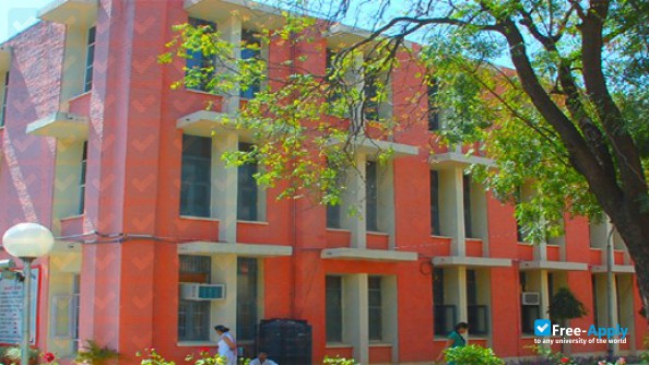 Guru Gobind Singh College for Women Chandigarh фотография №4