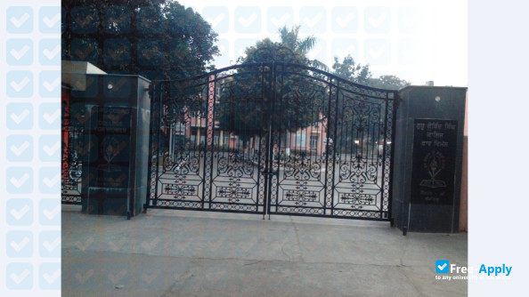 Guru Gobind Singh College for Women Chandigarh photo #9