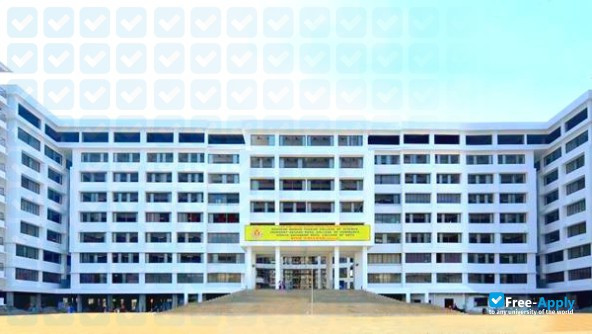 Foto de la VIVA College #4