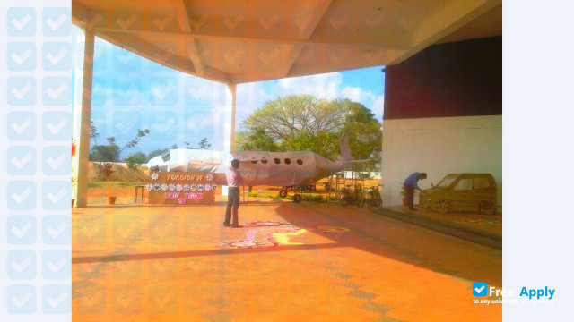 Chendhuran College of Engineering and Technology photo #6