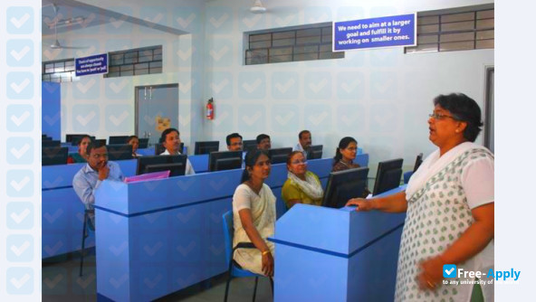 Smt Hiraben Nanavati Institute of Management and Research for Women фотография №6