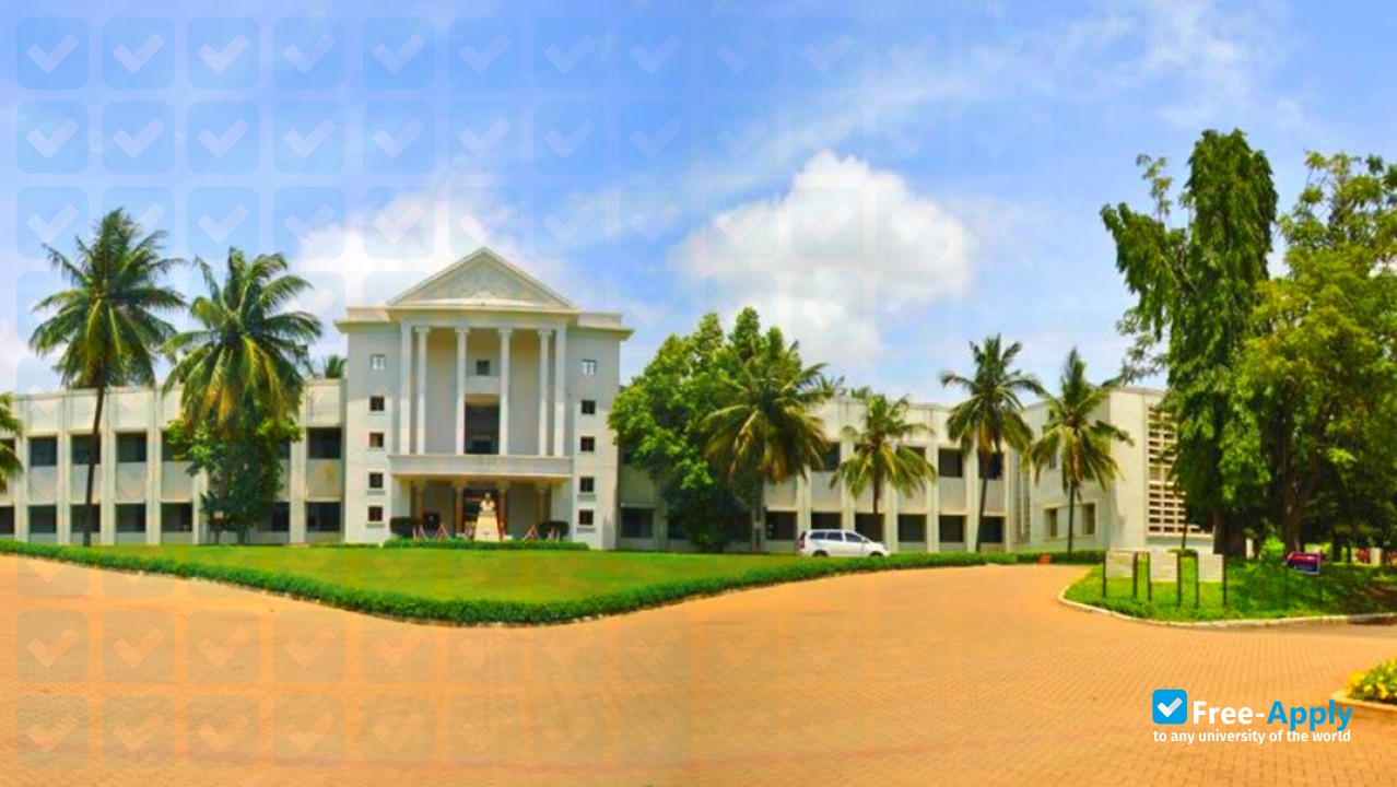 KLE Technological University photo #3