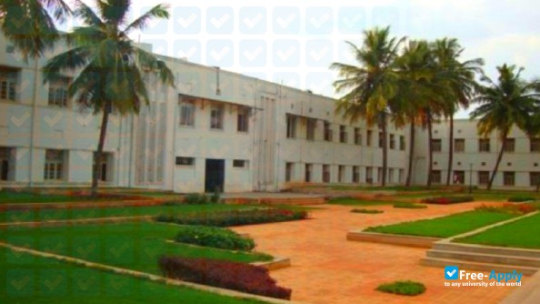 KLE Technological University photo #4