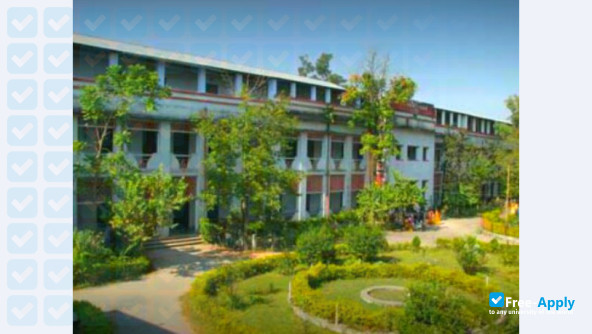 Foto de la P. D. Women's College #1