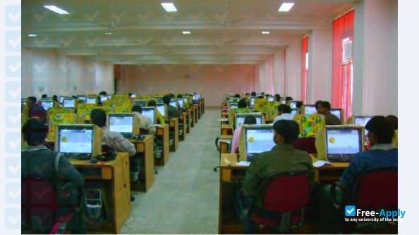 Foto de la Government Engineering College Hassan #4