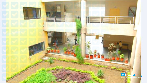 Foto de la Acropolis Institute of Pharmaceutical Education and Research #8