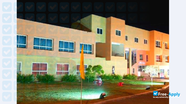 Foto de la Acropolis Institute of Pharmaceutical Education and Research #9