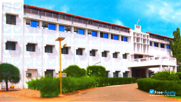 Foto de la Arasan Ganesan Polytechnic College Sivakasi #2