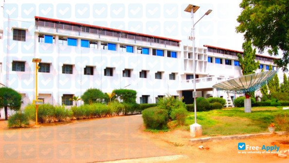 Foto de la Arasan Ganesan Polytechnic College Sivakasi #1