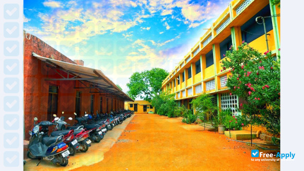 A P C Mahalaxmi College for Women photo