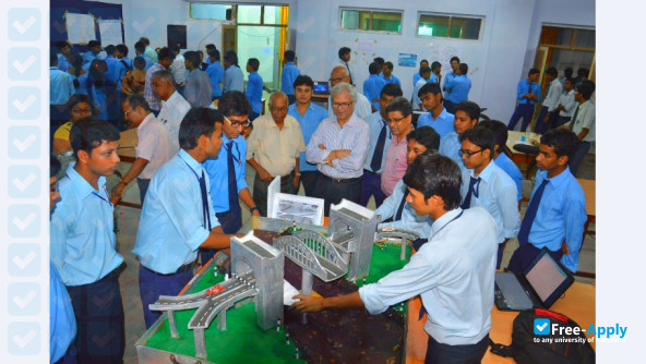 Birbhum Institute of Engineering and Technology фотография №9