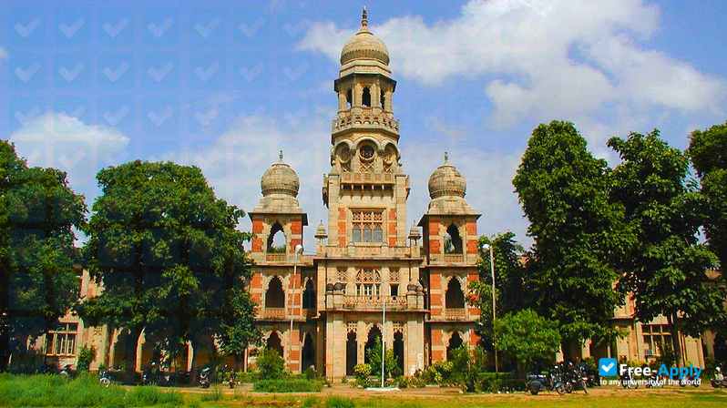 Foto de la Department of Microbiology and Biotechnology Centre of University of Baroda #2
