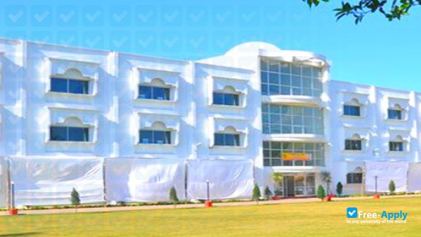 Saaii College of Medical Science and Technology photo #15