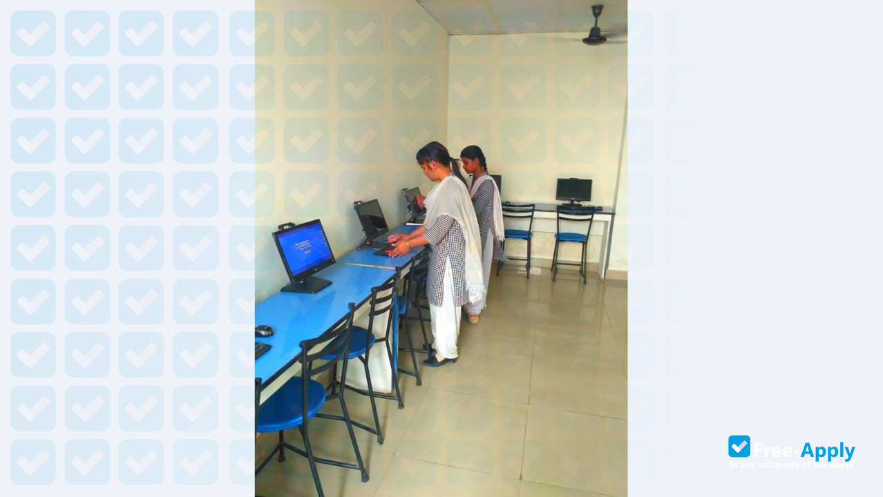 Saaii College of Medical Science and Technology photo #5
