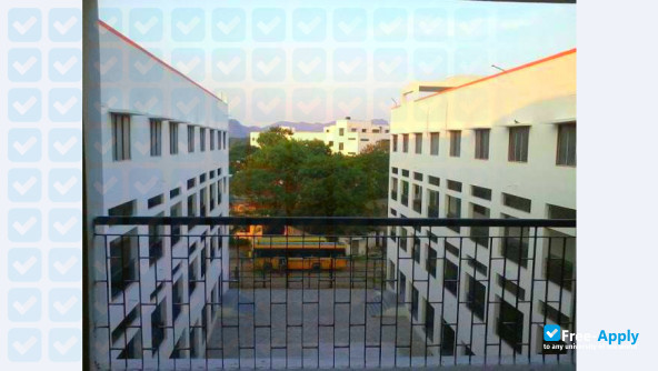 Ganadipathy Tulsi Engineering College photo #3