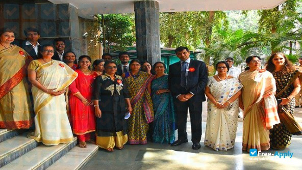 Photo de l’Maharshi Dayanand College of Arts Science & Commerce Parel Mumbai India #13