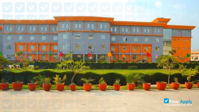 Bhagwan Mahaveer Institute of Engineering & Technology photo #11