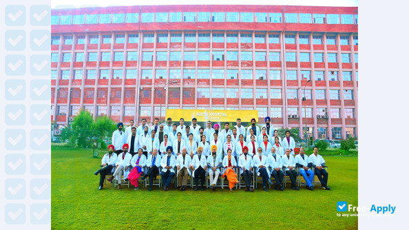 Photo de l’Adesh University Bathinda #8