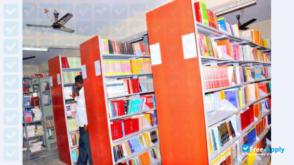 Photo de l’Maharashtra College of Engineering Nilanga #2