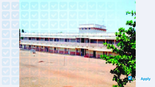 Photo de l’Maharashtra College of Engineering Nilanga #3