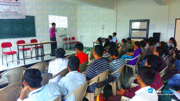Vadodara Institute of Engineering Kotambi photo #8