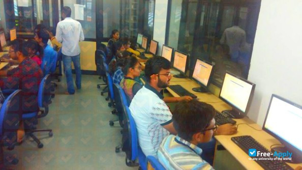 Vadodara Institute of Engineering Kotambi photo #4