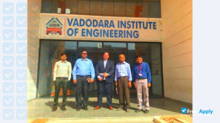 Miniatura de la Vadodara Institute of Engineering Kotambi #6