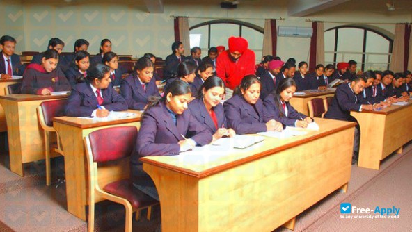 RIMT Institutes Mandi Gobindgarh photo #1