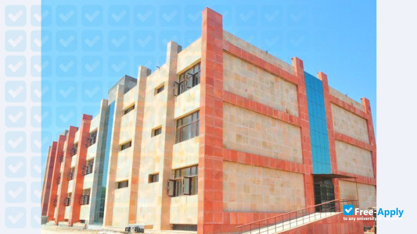 Government College of Commerce and Business Administration photo #6