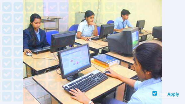 Photo de l’Guru Nanak Institute of Pharmaceutical Science & Technology #7