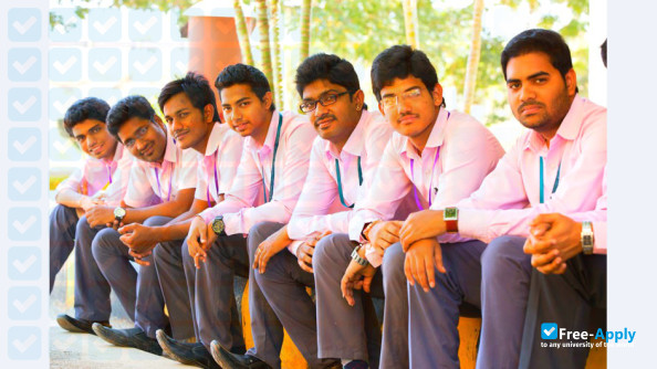 Foto de la Narayana Engineering College #2