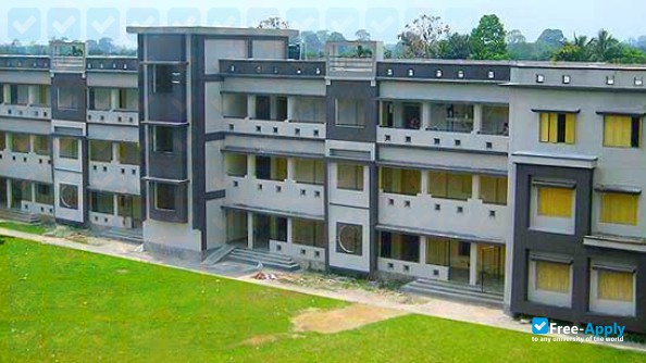 Kalipada Ghosh Tarai Mahavidyalaya photo #3
