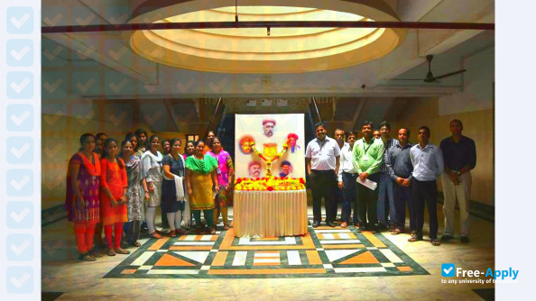 Photo de l’Navinchandra Mehta Institute of Technology and Development #11