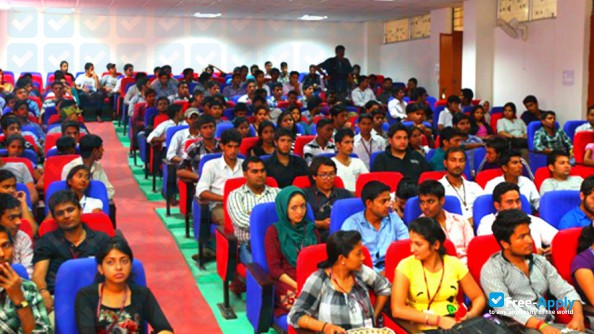 B M College of Education photo #2