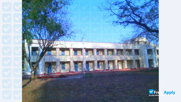 Madura College photo #4