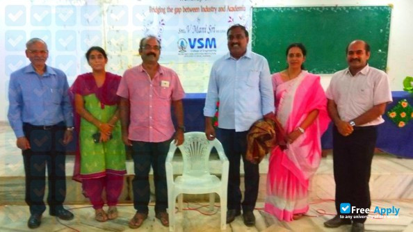 Foto de la VSM College #7