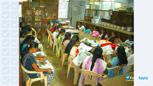 Foto de la Quaid e Millath Government College for Women #3