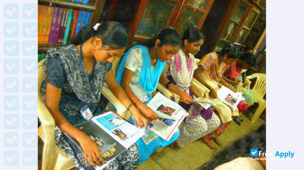 Foto de la Quaid e Millath Government College for Women #1