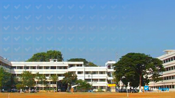 Foto de la J K C College Guntur #6
