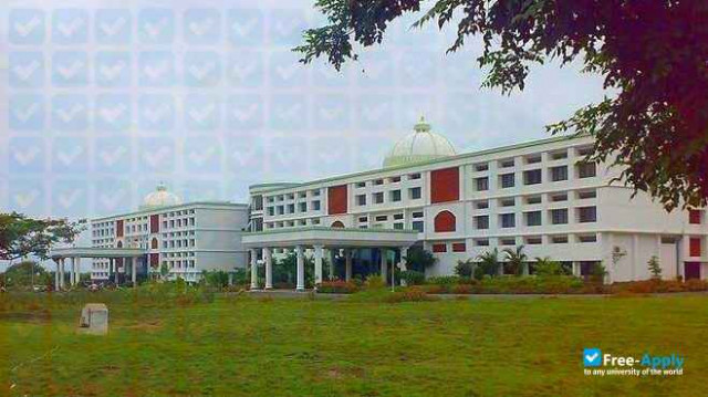 Foto de la Katuri Medical College #4