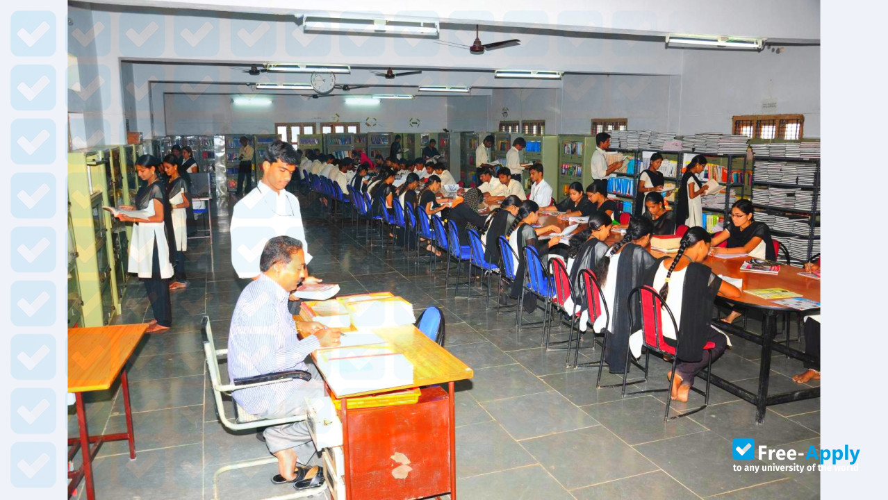 Foto de la Khader Memorial College of Engineering & Technology Devarakonda #11