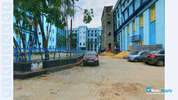 Calcutta National Medical College photo #5