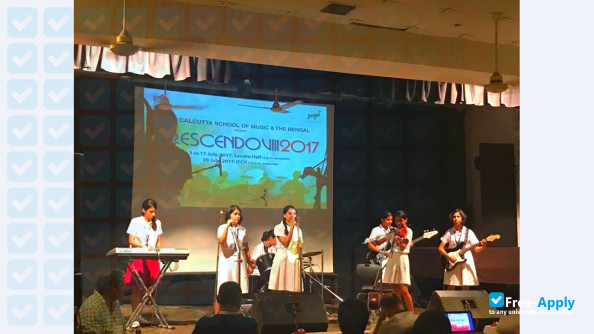 Photo de l’Calcutta School of Music #3