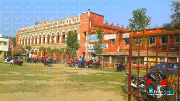 Chanchal College photo #3