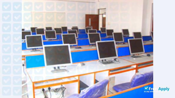 D S Institute of Technology & Management photo